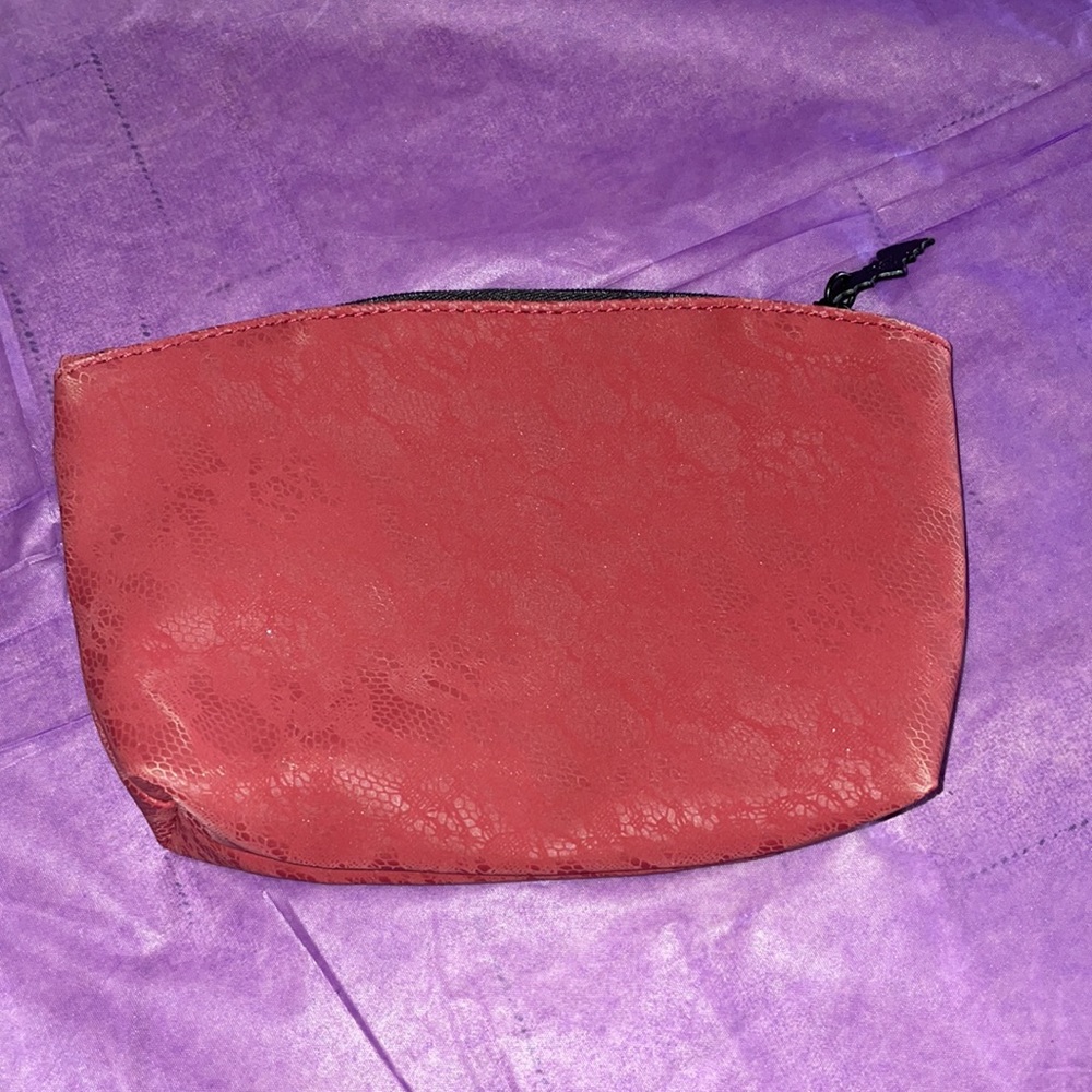 Ipsy Bag - Picture 2 of 4